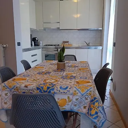 Apartment Casa Adela *